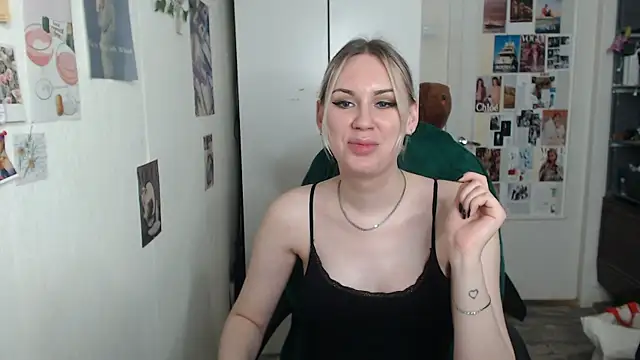 CapriScorpion online show from February 2025 04:46:01 PM