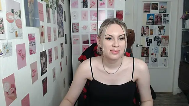 CapriScorpion online show from February 2025 01:05:01 PM