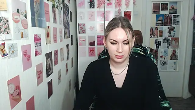 CapriScorpion online show from March 2025 04:35:02 PM