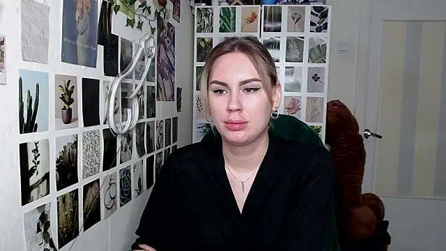 CapriScorpion online show from October 2025 09:27:01 AM