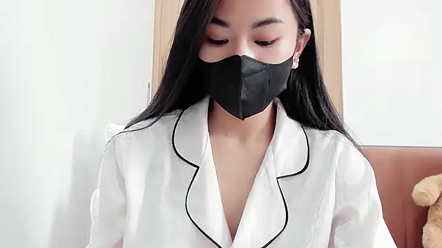 Lita-Julia online show from February 2025 08:59:02 AM