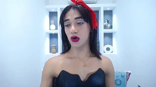 Snapshot of KatrinaQueen1 chatting on March 2025 12:14:02 PM KatrinaQueen1 online show from March 2025 12:14:02 PM