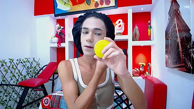 Snapshot of KatrinaQueen1 chatting on November 2025 06:22:02 PM KatrinaQueen1 online show from November 2025 06:22:02 PM