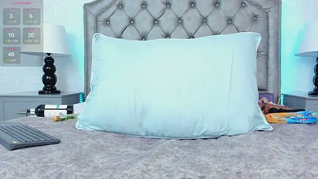 AdelaBrown online show from December 2024 09:30:02 AM