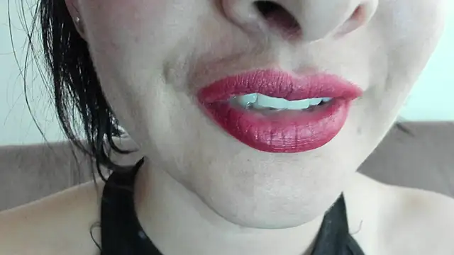 queen fetish online show from February 2025 10:44:02 PM