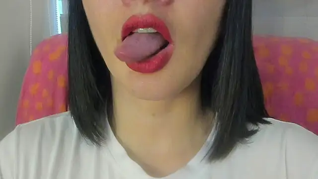 queen fetish online show from July 2026 10:36:02 PM