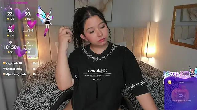 Atenea cuteee online show from December 2024 05:20:01 AM