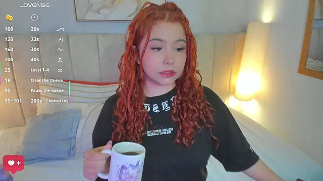 Atenea cuteee online show from February 2026 02:06:02 AM