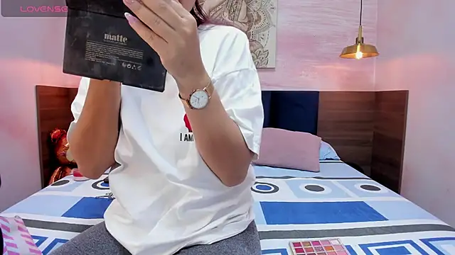 AnneDixie online show from February 2025 03:12:02 AM