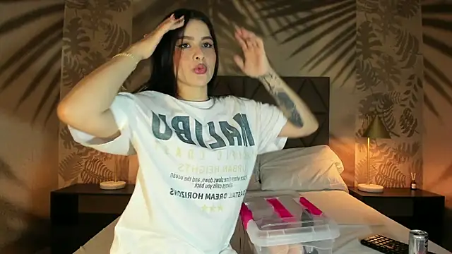 AnneDixie online show from February 2026 03:05:01 AM