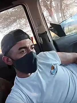 prettyboi6992 online show from October 2025 08:40:02 PM