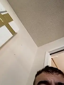 prettyboi6992 online show from February 2026 05:51:02 PM