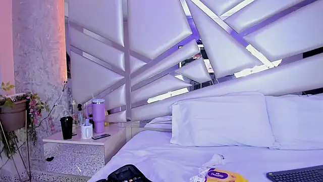 Miia002 online show from February 2025 03:55:02 AM