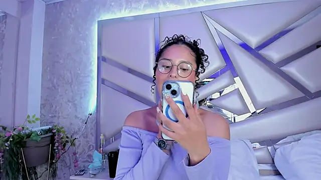 Miia002 online show from February 2025 06:51:02 AM