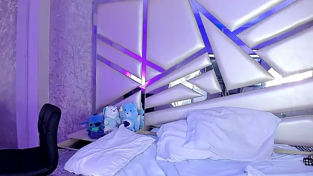 Miia002 online show from October 2025 03:06:02 AM