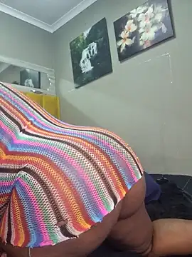 Bustygoddess32 online show from February 2025 09:42:02 PM