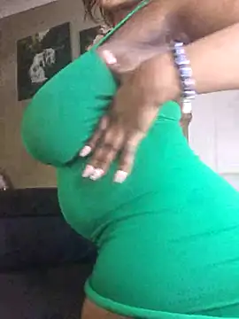 Bustygoddess32 online show from March 2025 03:40:01 AM