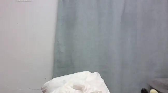 Sexxybella27 online show from February 2025 08:02:02 PM