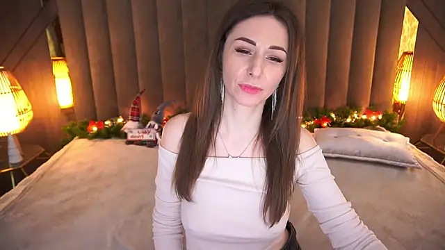 KimmmLi online show from December 2024 05:02:01 PM