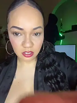 DestineeJayde online show from October 2025 06:28:01 AM