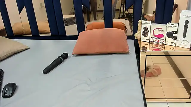 Snapshot of Barbie_girl_69 chatting on March 2025 05:49:01 PM Barbie girl 69 online show from March 2025 05:49:01 PM