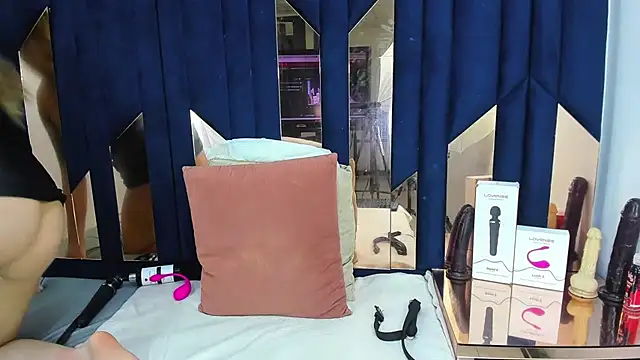 Snapshot of Barbie_girl_69 chatting on November 2025 02:39:01 PM Barbie girl 69 online show from November 2025 02:39:01 PM