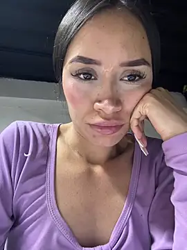 Kim ev online show from March 2025 04:41:01 AM