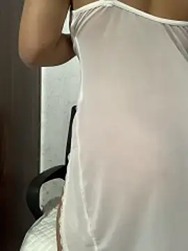 -Meomeo- online show from November 2025 03:38:02 PM