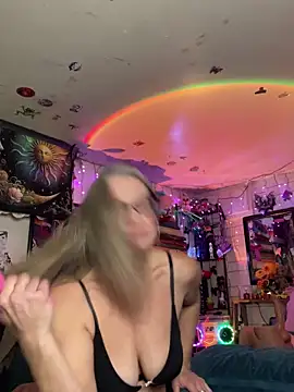 TrenaAnne online show from March 2025 06:33:02 PM