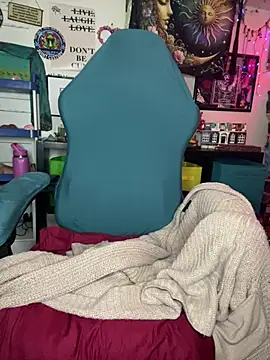 TrenaAnne online show from March 2025 04:32:01 AM