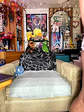 TrenaAnne online show from October 2025 09:25:01 PM