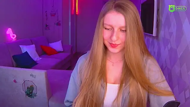 AmaliaQueen online show from February 2025 02:42:01 PM