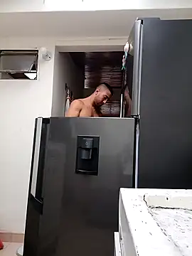 sebasxx97 online show from February 2025 01:22:02 PM