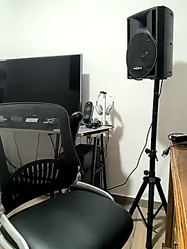 RachellGraham online show from February 2025 12:06:02 PM