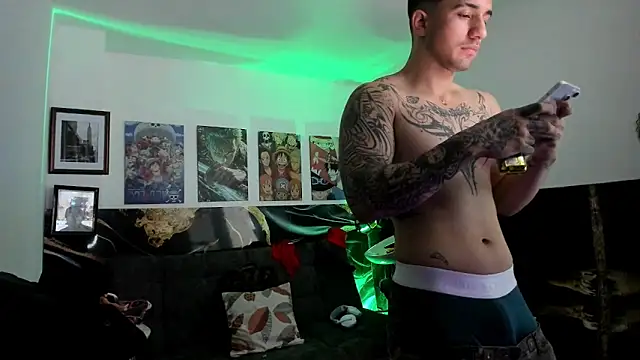 Sisoyalejo420 online show from October 2025 03:32:02 PM