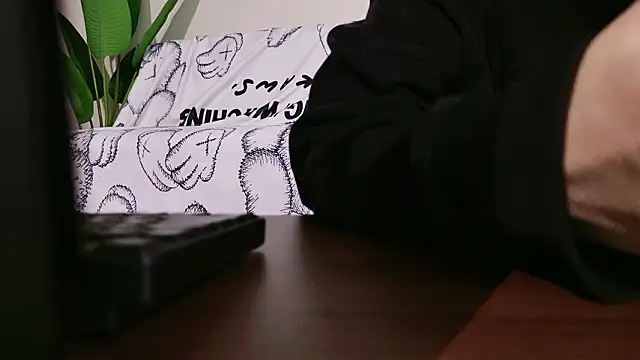 POCARI SWEAT online show from March 2026 05:24:02 AM