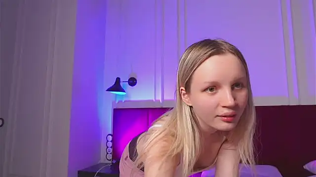 Beatrica Klein online show from January 2025 05:27:01 PM
