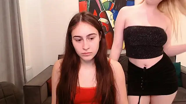 Snapshot of AliceKolltt chatting on February 2025 06:17:01 PM AliceKolltt online show from February 2025 06:17:01 PM