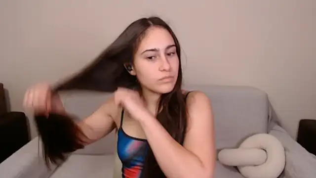 Snapshot of AliceKolltt chatting on March 2025 12:25:01 PM AliceKolltt online show from March 2025 12:25:01 PM