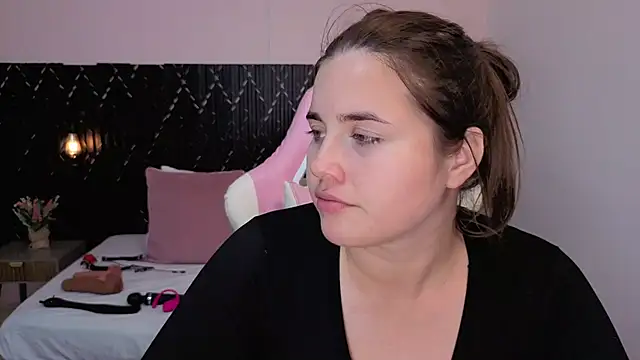 Aabby lee online show from May 2026 07:07:01 PM