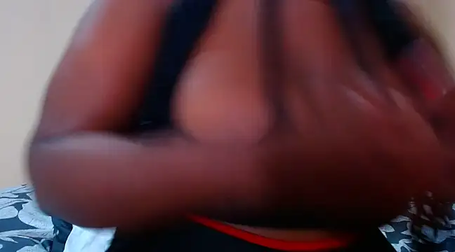 BERNINIBLUSHX89 online show from December 2024 04:08:02 PM