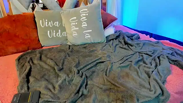 Kendall Sophy online show from January 2025 10:56:01 PM