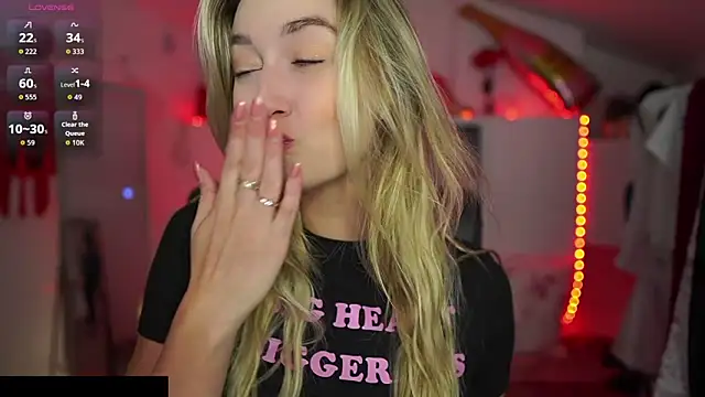 Alexis   Texas online show from September 2025 07:04:02 PM