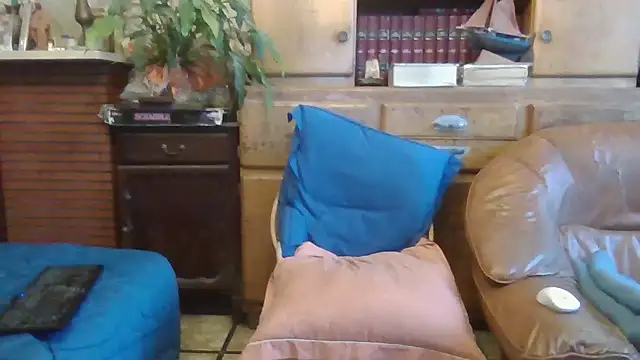 sympatrique online show from December 2024 11:49:01 AM