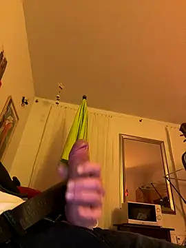 Snapshot of Frank22xx chatting on October 2025 05:48:02 PM Frank22xx online show from October 2025 05:48:02 PM