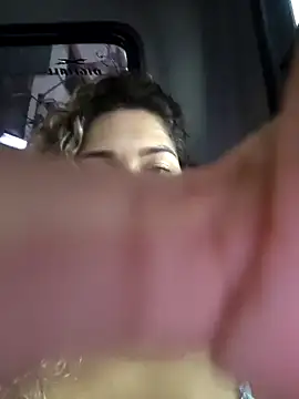 Sara smiiith211 online show from December 2024 10:56:01 PM