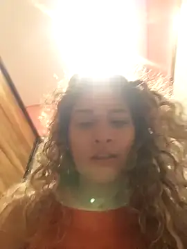 Sara smiiith211 online show from December 2024 11:24:01 PM