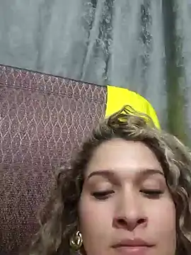 Sara smiiith211 online show from January 2025 08:26:02 PM