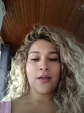 Sara smiiith211 online show from January 2025 10:51:02 PM