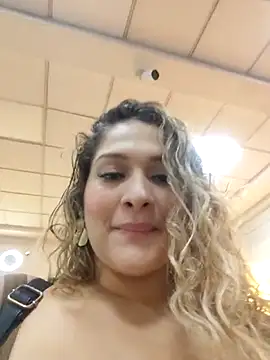 Sara smiiith211 online show from March 2025 12:45:01 AM